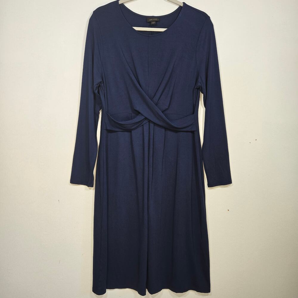 J.Jill Wearever Collection Criss Cross Dress. Size Medium.